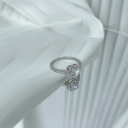 [AuraEcho]2.0 Carat Dazzling Lustrous Heart Cut Lover Ring