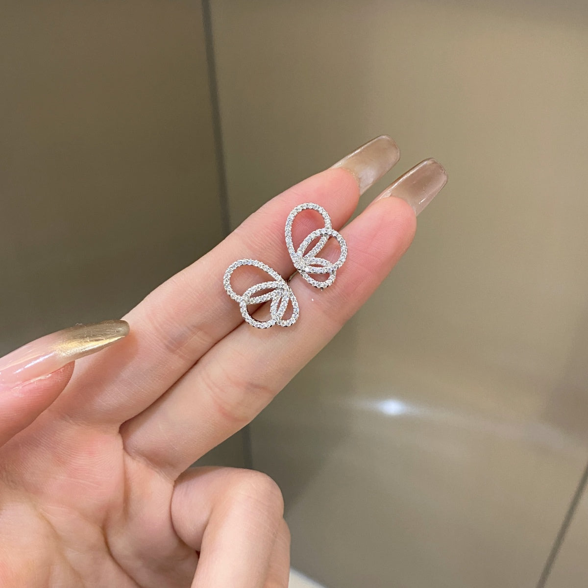 [AuraEcho]Exquisite Butterfly Shape Earrings