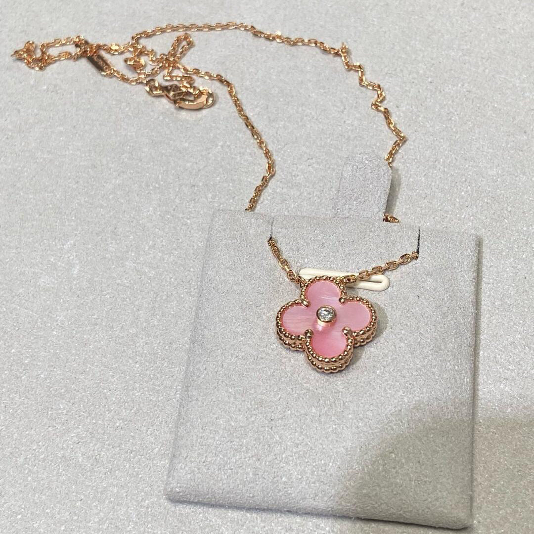 [AuraEcho]CLOVER 15MM DIAMOND PINK MOP NECKLACE
